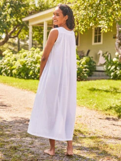 Rose Trellis Nighty -Clothing Sales 2024 NTA5514R White April Cornell Nightgown 3