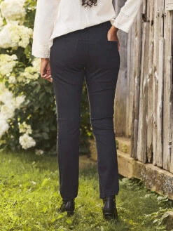 Cachet Pull-On Pant -Clothing Sales 2024 PTAA6815M Charcoal April Cornell Pant 3